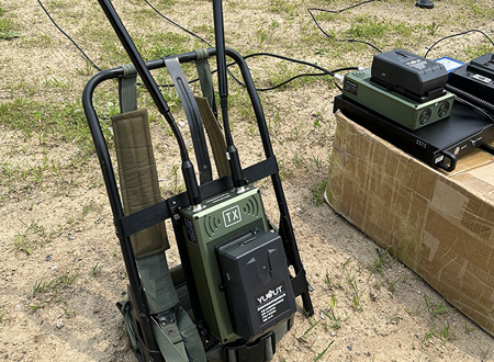 宇東技術(shù)雷神1號單兵圖傳電臺應用于某野戰(zhàn)部隊演習應急信使用